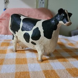 Farmhouse Cow